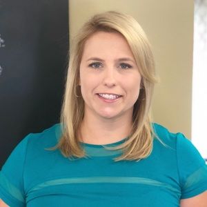 Meet your Posher, Caitlin